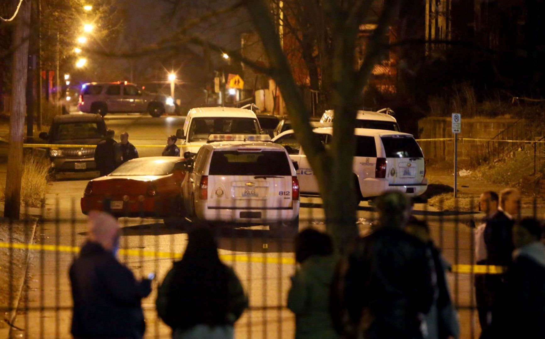 St. Louis officers fatally shoot armed passenger in stolen car